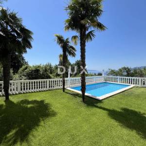 OPATIJA, VOLOSKO – ekskluzivna vila s bazenom i otvorenim pogledom na more