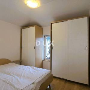 OPATIJA, VOLOSKO - vila s predivnim pogledom , 1. red do mora, 240m2