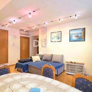 OPATIJA, VOLOSKO - vila s predivnim pogledom , 1. red do mora, 240m2