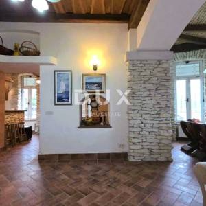 OPATIJA, VOLOSKO - vila s predivnim pogledom , 1. red do mora, 240m2