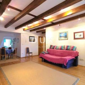 OPATIJA, VOLOSKO - vila s predivnim pogledom , 1. red do mora, 240m2