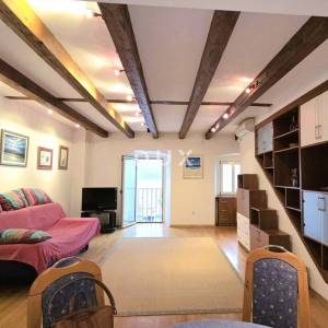 OPATIJA, VOLOSKO - vila s predivnim pogledom , 1. red do mora, 240m2