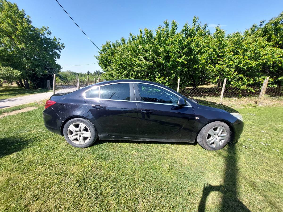 Opel insignia 2.0