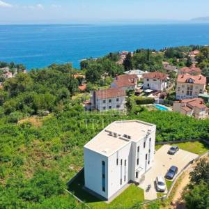 OPRIĆ, OPATIJA - Luksuzni 2S+DB s pogledom na more