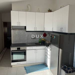 OTOK KRK, BAŠKA – Šarmantan apartman s terasom