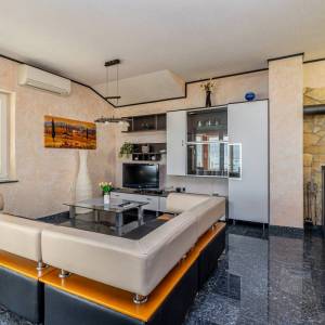 OTOK KRK, ČIŽIĆI - Apartman prvi red do mora s panoramskim pogledom na uvalu Soline