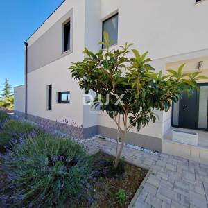 OTOK KRK - Ekskluzivna vila + projekt