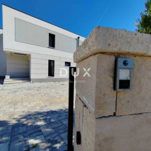 OTOK KRK - Ekskluzivna vila + projekt