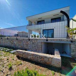 OTOK KRK - Ekskluzivna vila + projekt