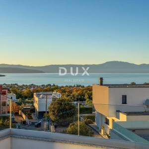 OTOK KRK, MALINSKA – samostojeća vila s bazenom, pogledom na more i punom mjerom privatnosti