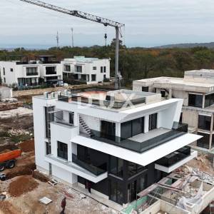 OTOK KRK, NJIVICE - Ekskluzivna novogradnja, penthouse s krovnim bazenom!
