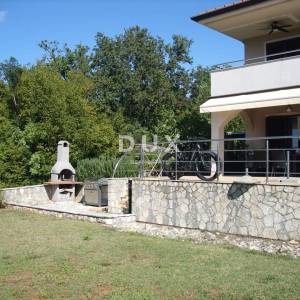 OTOK KRK, PINEZIĆI - Apartman 73 m2 sa pogledom na more