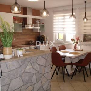 OTOK KRK, PINEZIĆI - Apartman 73 m2 sa pogledom na more