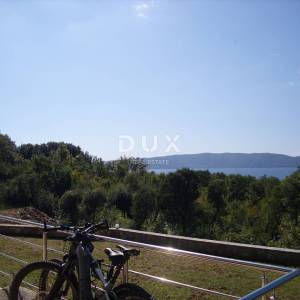 OTOK KRK, PINEZIĆI - Apartman 73 m2 sa pogledom na more