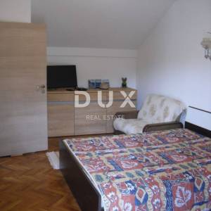 OTOK KRK, RISIKA - Dvojna kuća sa 2 apartmana