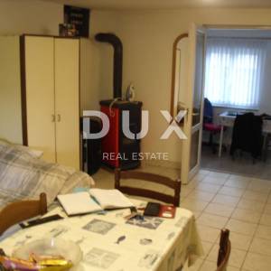 OTOK KRK, RISIKA - Dvojna kuća sa 2 apartmana