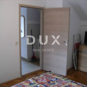 OTOK KRK, RISIKA - Dvojna kuća sa 2 apartmana