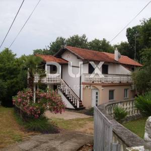 OTOK KRK, RISIKA - Dvojna kuća sa 2 apartmana