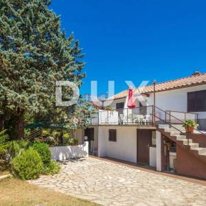 OTOK KRK, ŠILO (okolica) - Kuća sa 4 apartmana i 700 m2 okućnice