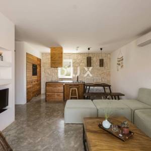 OTOK LOŠINJ, NEREZINE - Investicijska prilika! Apartman u kompleksu, mogućnost rental programa