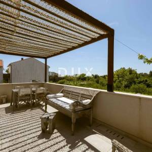 OTOK LOŠINJ, NEREZINE - Moderan apartman sa zajedničkim bazenom