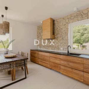 OTOK LOŠINJ, NEREZINE - Premium apartman s pristupom bazenu, vrtovima i vanjskoj kuhinji