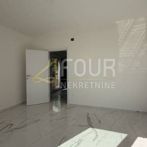 Otok Rab, Banjol, 2s+db, balkon, pogled na more