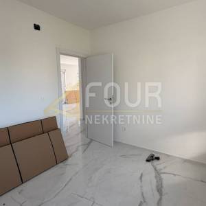 Otok Rab, Banjol, 3s+db, terasa, pogled na more