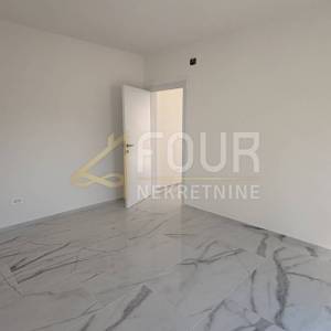 Otok Rab, Banjol, 3s+db, terasa, pogled na more