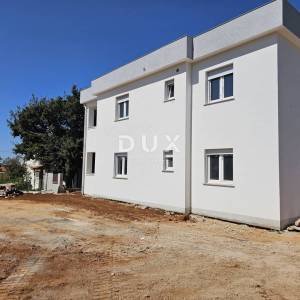 OTOK RAB, BARBAT - 2S+DB na 1.katu novogradnje 65m2