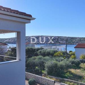 OTOK RAB, BARBAT - Kuća na odličnoj lokaciji 100 m od mora