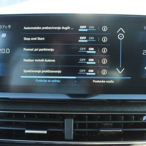 Peugeot 3008 1.5 HDi AUTOMATIK Allure *LED, NAVIGACIJA, KAMERA*