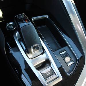 Peugeot 3008 1.5 HDi AUTOMATIK Allure *LED, NAVIGACIJA, KAMERA*