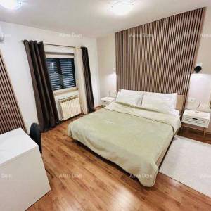 Pješčana Uvala – Kuća s bazenom i zasebnim apartmanom, pogled na more, 300 m od plaže