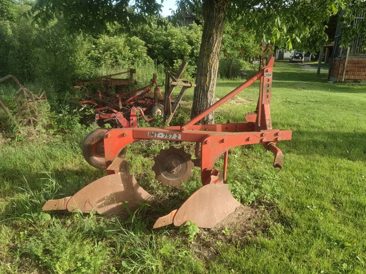 Plug IMT 757.2