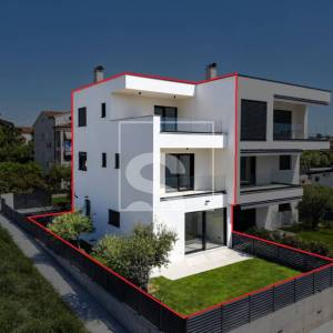 Poreč, kuća s 3 spavaće 800 metara od mora, pogled more