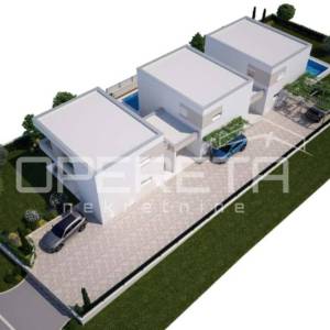 Poreč okolica – moderna kuća u roh-bau fazi, mirna lokacija