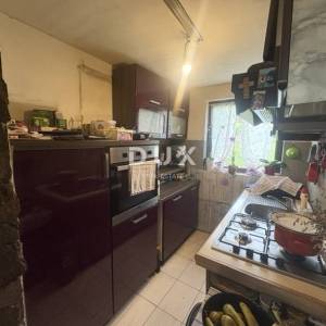 PREGRADA, PREGRADA -  Kuća s velikim potencijalom i okućnicom od 748 m²