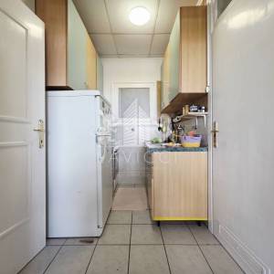 Preko | Apartmanska kuća s 5 jedinica, 500 m od mora