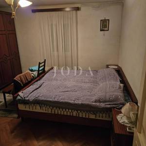 PRILIKA!Tradicionalna istarska kuća s velikim građevinskim zemljištem,Labin okolica