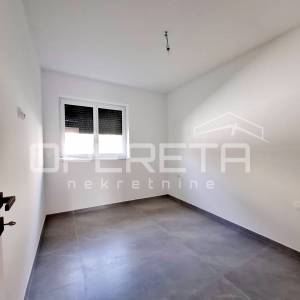 USELJIVO! Privlaka/Zadar - Penthouse A002, 70m od mora