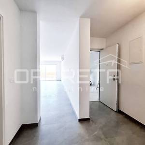 USELJIVO! Privlaka/Zadar - Penthouse A102, 70m od mora