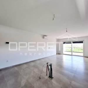 USELJIVO! Privlaka/Zadar - Penthouse A201, 70m od mora