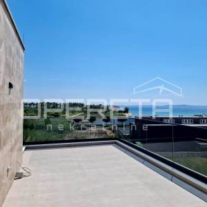 USELJIVO! Privlaka/Zadar - Penthouse A201, 70m od mora