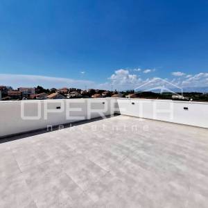 USELJIVO! Privlaka/Zadar - Penthouse A201, 70m od mora