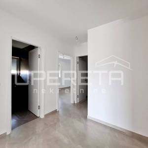 USELJIVO! Privlaka/Zadar - Penthouse A201, 70m od mora