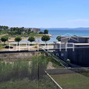 USELJIVO! Privlaka/Zadar - Penthouse A201, 70m od mora