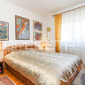 PRODAJA, 4-SOBAN STAN, ATRAKTIVNA LOKACIJA - JARUN, 97 m2 (stan 86,5 m2 + garažn