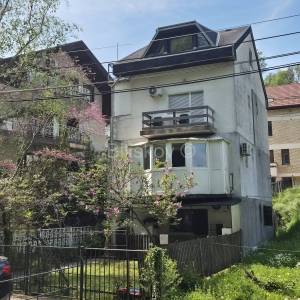 Prodaja, Frateršćica, jednosoban stan 33m2 na 2 katu zgrade
