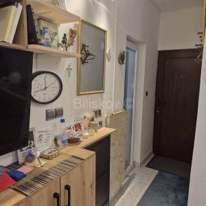 Prodaja, Frateršćica, jednosoban stan 33m2 na 2 katu zgrade